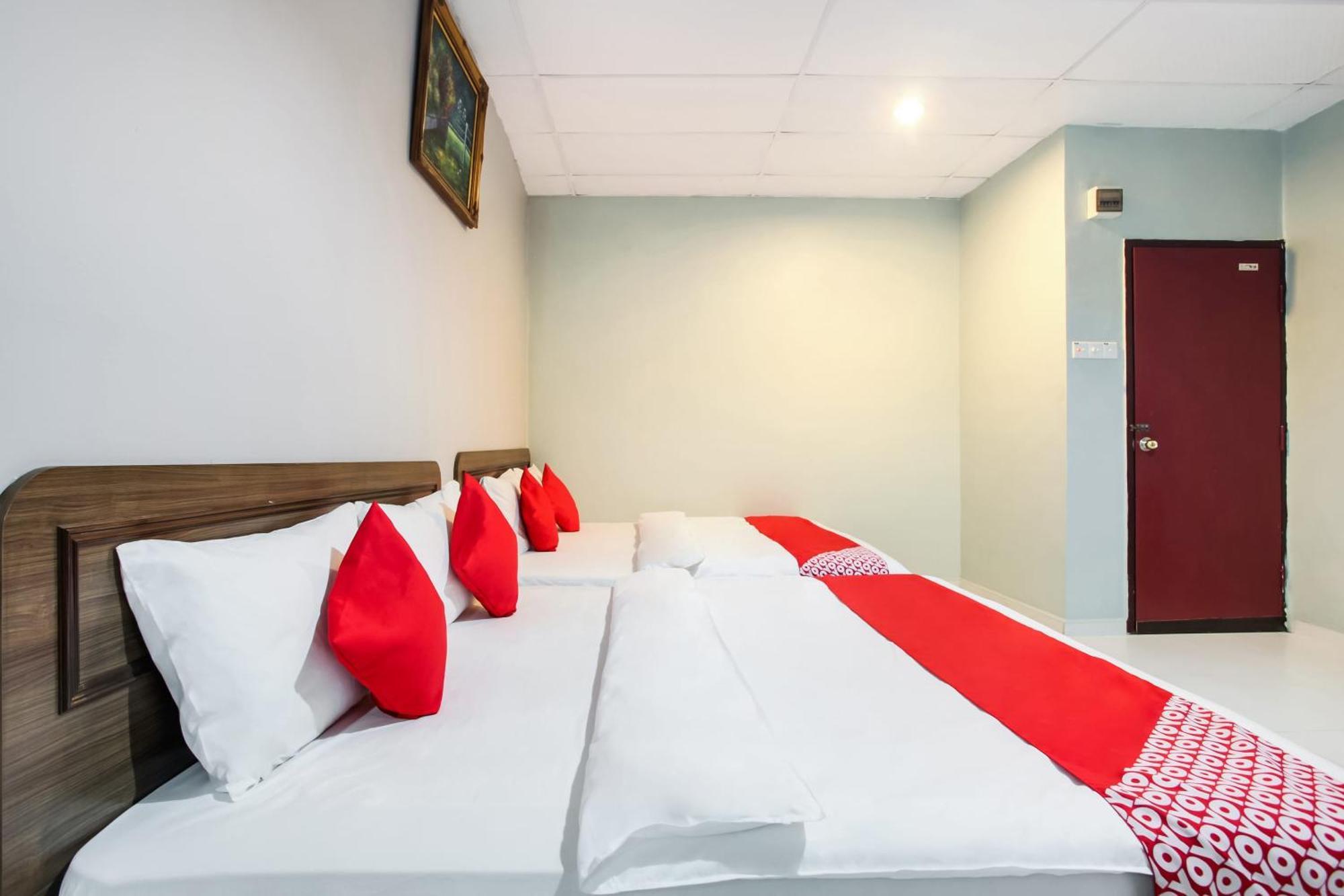 Super Oyo 89427 Kavanas Hotel Taiping Exteriör bild